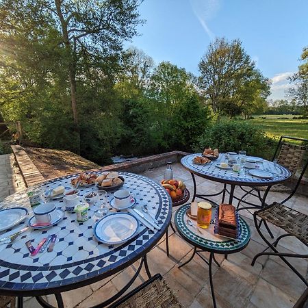 Bed and Breakfast Le Moulin Grenon Mézilles Esterno foto